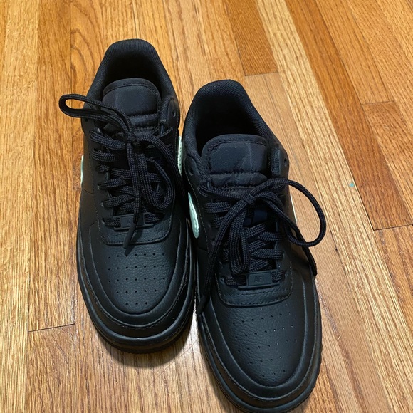 Nike Air Force sneakers - Picture 3 of 7